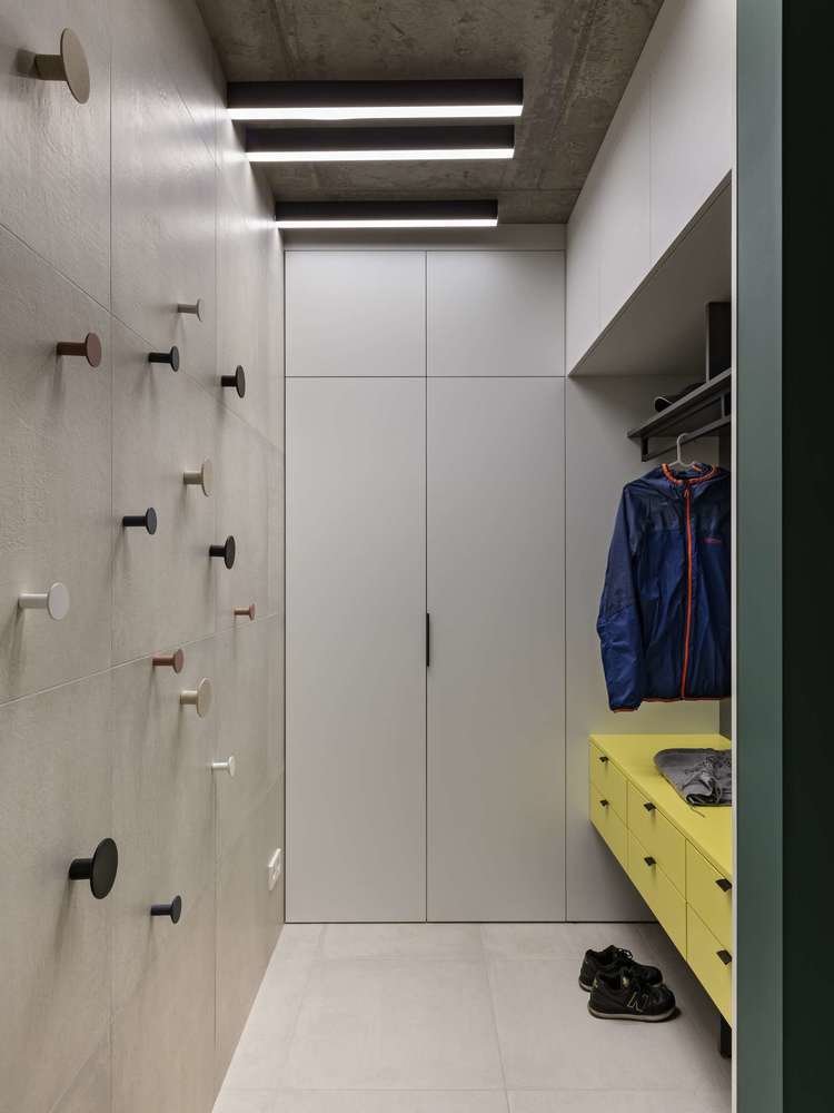 Фотография: Прихожая в стиле Современный, Гид – фото на INMYROOM