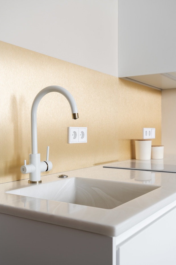 Фотография: Кухня и столовая в стиле Современный, Минимализм, Квартира, Студия, Проект недели, Санкт-Петербург, до 40 метров, Avoid Bad Architecture – фото на INMYROOM