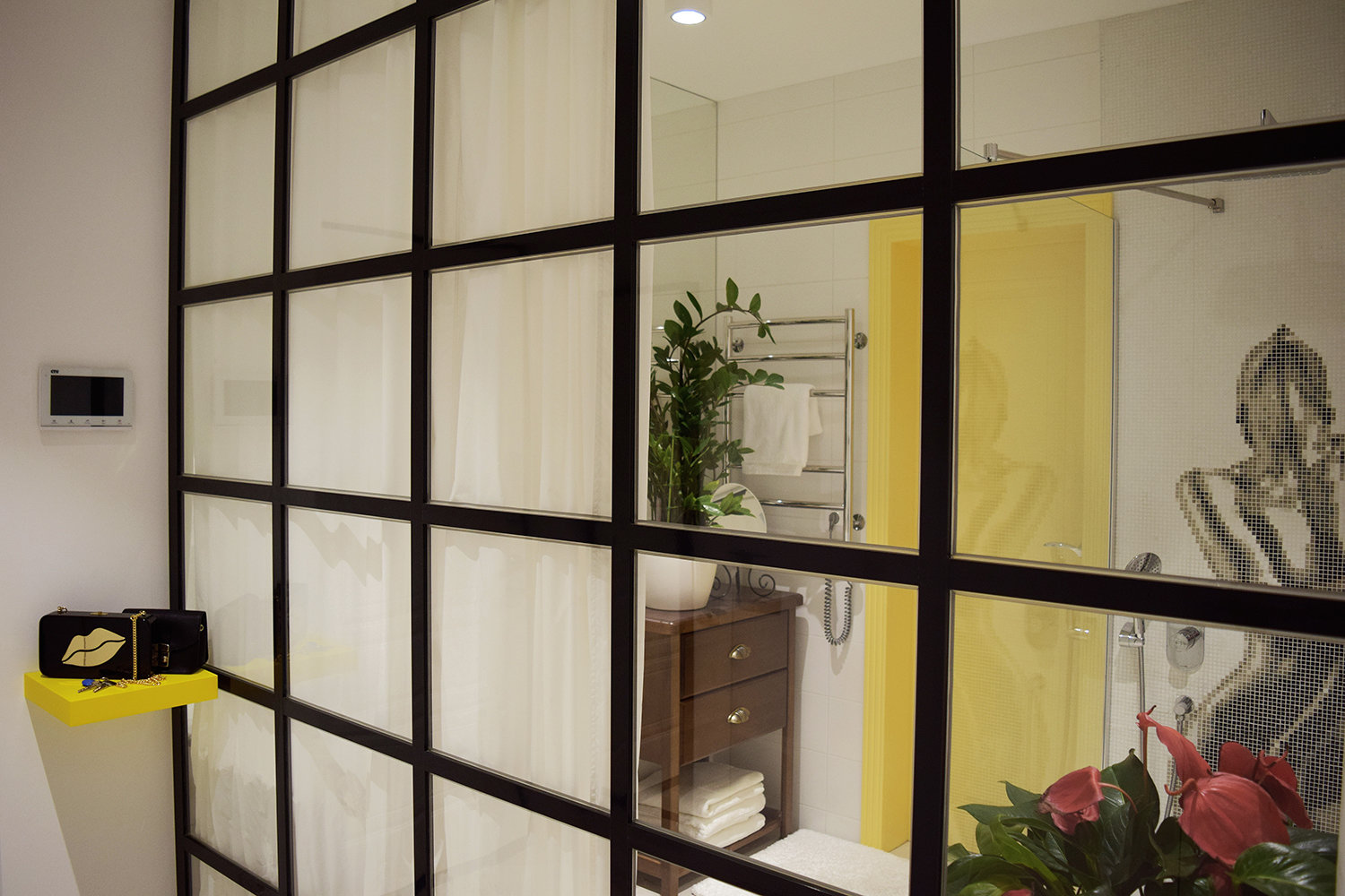 Фотография: Ванная в стиле Современный, Эклектика, Квартира, Проект недели, Москва, Наталия Ливенцова, 2 комнаты, 40-60 метров, Монолитно-кирпичный – фото на INMYROOM