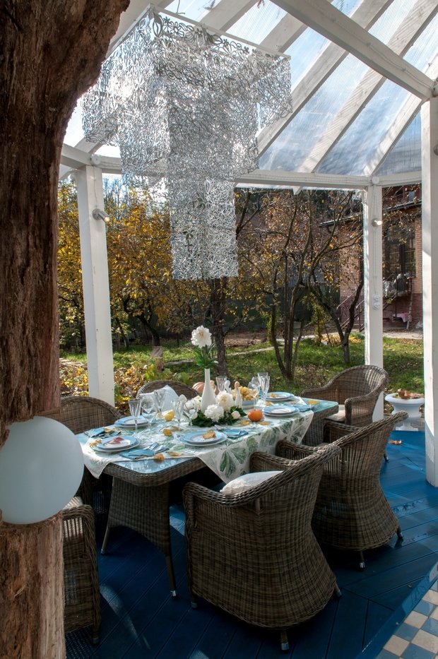 Фотография: Балкон, Терраса в стиле Прованс и Кантри, Дом, Дома и квартиры, Беседка, Барная стойка – фото на INMYROOM