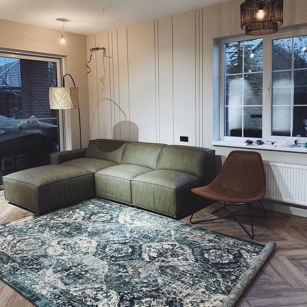 Фотография: Гостиная в стиле Скандинавский, Кухня и столовая, Ремонт на практике, черная кухня – фото на INMYROOM Фотография: Гостиная в стиле Скандинавский, Кухня и столовая, Ремонт на практике, черная кухня – фото на INMYROOM