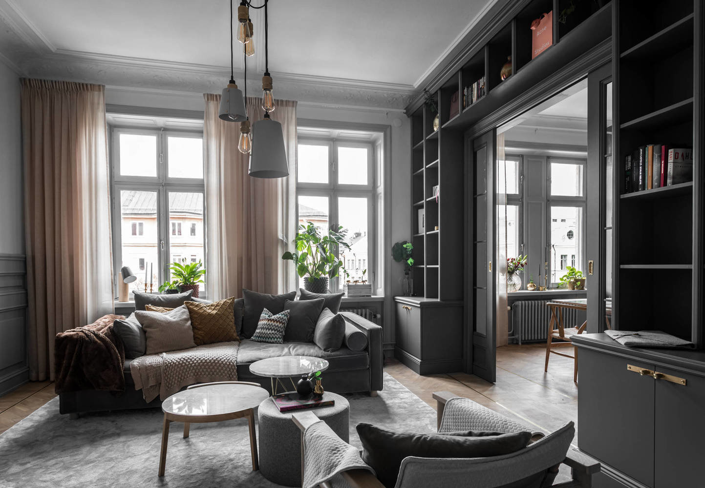 Фотография: Гостиная в стиле Скандинавский, Классический, Декор интерьера, Швеция, Бежевый, Стокгольм, Серый, 3 комнаты, 60-90 метров – фото на INMYROOM