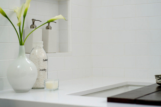 Фотография: Декор в стиле Прованс и Кантри, Современный, Ванная, Интерьер комнат – фото на INMYROOM