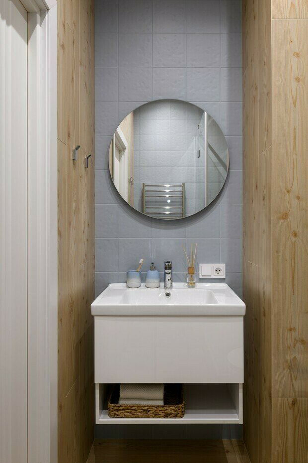 Фотография: Ванная в стиле Современный, Малогабаритная квартира, Квартира, Проект дня, 1 комната, до 40 метров, Наталья Кадочникова – фото на INMYROOM