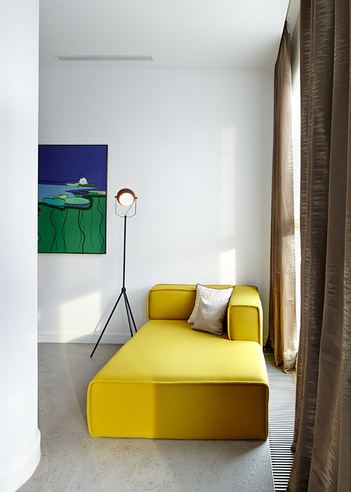 Фотография: Гостиная в стиле Минимализм, Современный, Квартира, Москва, Инна Теджоева, Зина Броян, Berphin Interiors, новостройка, Монолитный дом, 3 комнаты, Более 90 метров, #эксклюзивныепроекты – фото на INMYROOM