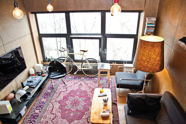 Фотография: Гостиная в стиле Лофт, Малогабаритная квартира, Квартира, Дома и квартиры, Квартиры – фото на INMYROOM