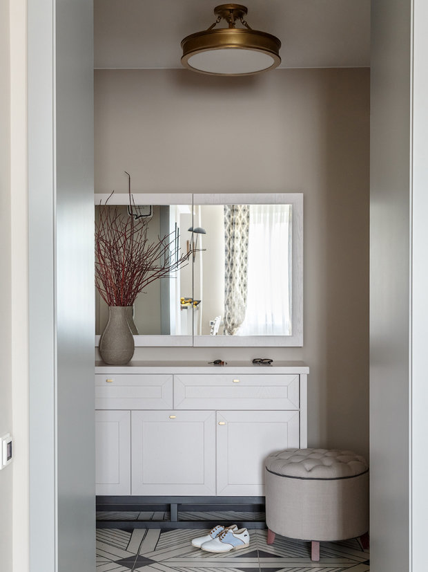 Фотография: Прихожая в стиле Скандинавский, Современный, Квартира, Проект недели, Москва, Надя Зотова, Сталинка – фото на INMYROOM