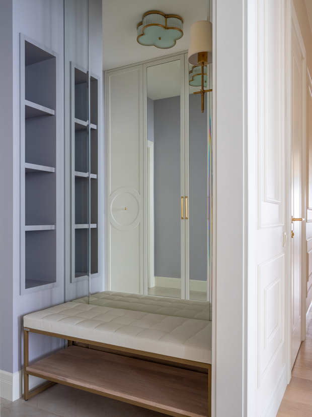 Фотография: Прихожая в стиле Классический, Современный, Квартира, Проект недели, Москва, 4 и больше, Более 90 метров, Алена Чмелева – фото на INMYROOM