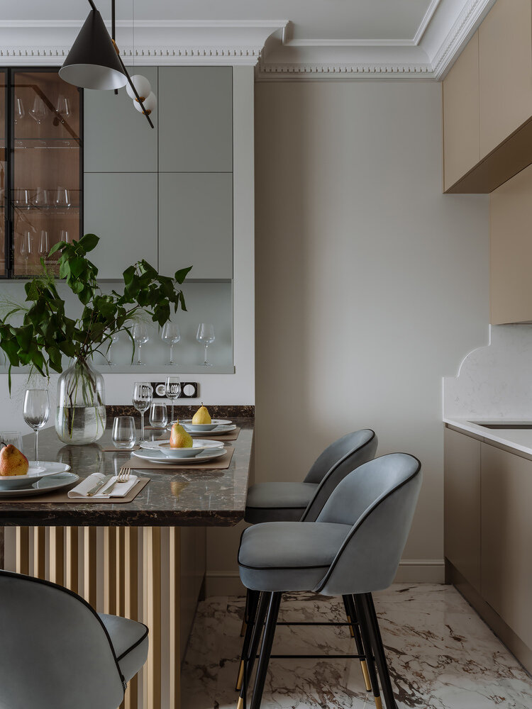 Фотография: Кухня и столовая в стиле Классический, Современный, Квартира, Проект недели, Москва, 2 комнаты, 40-60 метров, Андрей Некрасов – фото на INMYROOM Фотография: Кухня и столовая в стиле Классический, Современный, Квартира, Проект недели, Москва, 2 комнаты, 40-60 метров, Андрей Некрасов – фото на INMYROOM