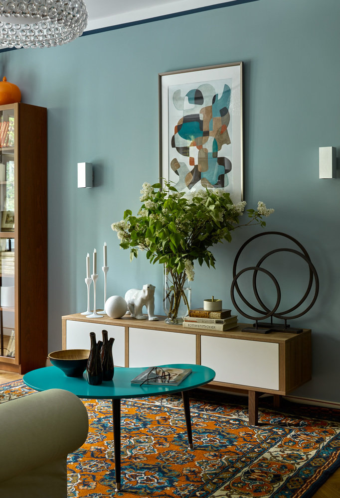 Фотография: Гостиная в стиле Эклектика, Малогабаритная квартира, Квартира, Проект недели, Москва, Кирпичный дом, 2 комнаты, до 40 метров, 40-60 метров, Инна Зольтманн, Винтажный – фото на INMYROOM