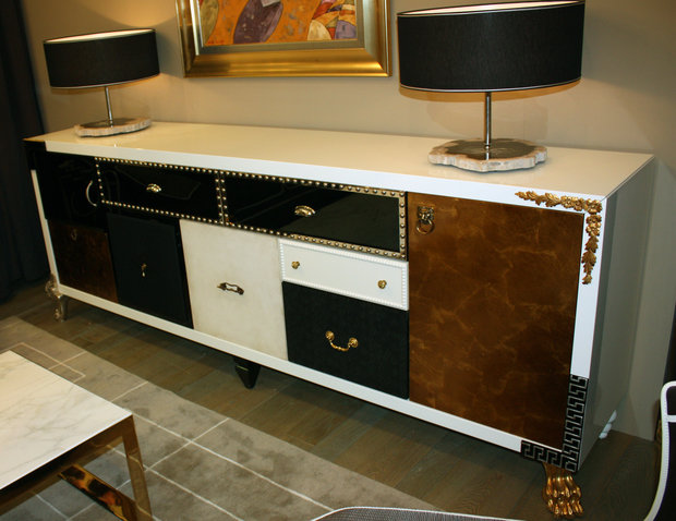 Фотография: Мебель и свет в стиле Современный, Artemide, Flos, PROVASI, Индустрия, События, Маркет, Мягкая мебель, Missoni, Пэчворк, Porada, LLADRO – фото на INMYROOM