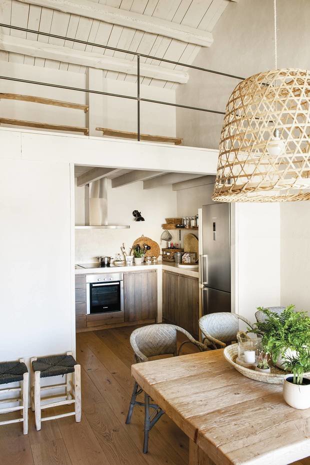 Фотография: Кухня и столовая в стиле Прованс и Кантри, Декор интерьера, Дом, Белый, Минимализм, Бежевый, Серый, Эко – фото на INMYROOM