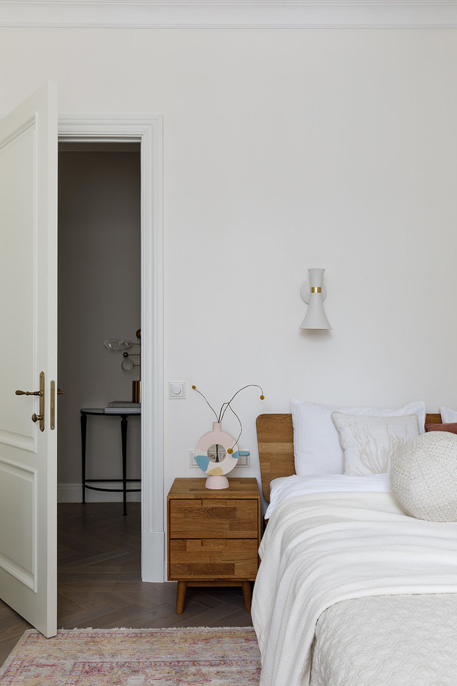 Фотография: Спальня в стиле Современный, Квартира, Проект недели, Санкт-Петербург, 3 комнаты, 60-90 метров, Проектное бюро 7.4.2, Наталья Анищенко – фото на INMYROOM Фотография: Спальня в стиле Современный, Квартира, Проект недели, Санкт-Петербург, 3 комнаты, 60-90 метров, Проектное бюро 7.4.2, Наталья Анищенко – фото на INMYROOM