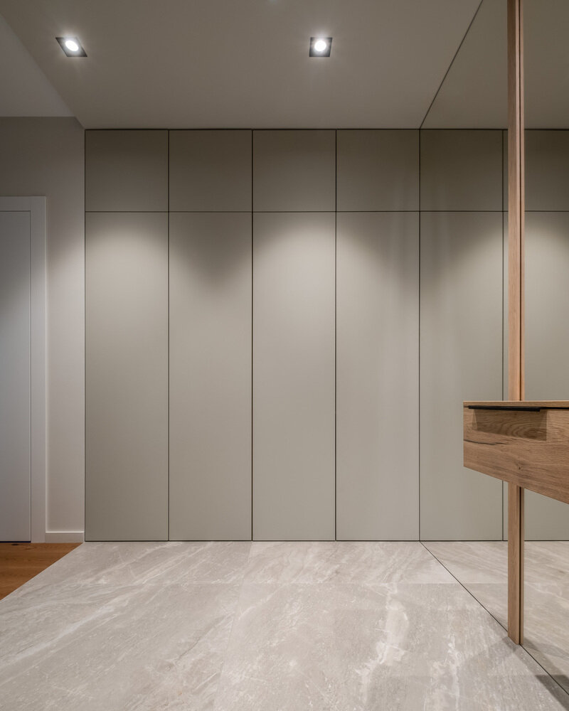 Фотография: Прихожая в стиле Современный, Квартира, Проект недели, Московская область, 3 комнаты, Более 90 метров, Александр Дмитрук – фото на INMYROOM Фотография: Прихожая в стиле Современный, Квартира, Проект недели, Московская область, 3 комнаты, Более 90 метров, Александр Дмитрук – фото на INMYROOM