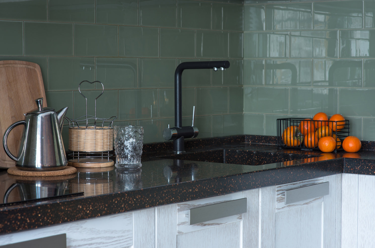 Фотография: Кухня и столовая в стиле Современный, Квартира, Проект недели, Москва, 2 комнаты, 40-60 метров, Людмила Данилевич – фото на INMYROOM Фотография: Кухня и столовая в стиле Современный, Квартира, Проект недели, Москва, 2 комнаты, 40-60 метров, Людмила Данилевич – фото на INMYROOM