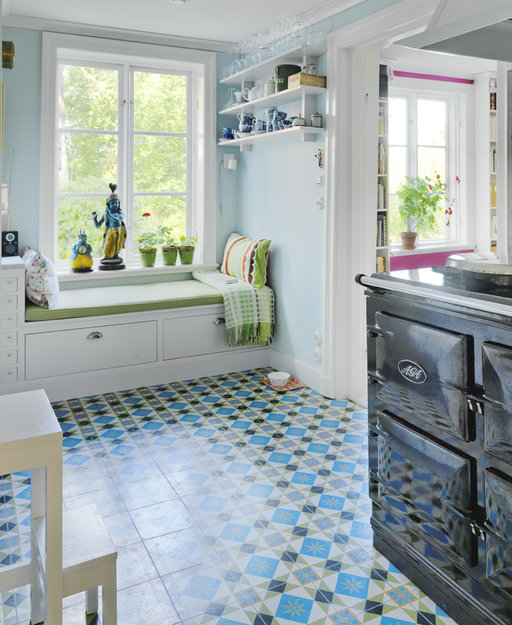 Фотография: Кухня и столовая в стиле Прованс и Кантри, Классический, Скандинавский, Современный – фото на INMYROOM