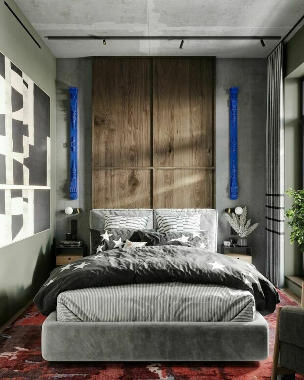 Кровать выполнена на заказ по эскизам дизайнеров.