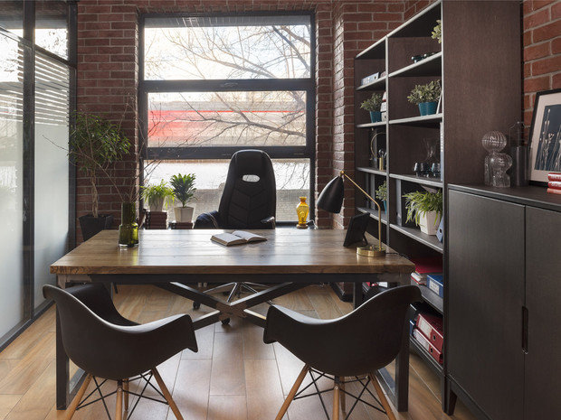 Дизайн: студия «Белякова & Караяни»