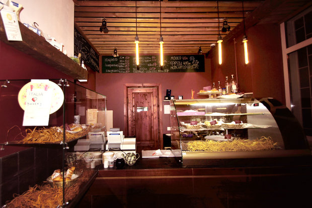 Фото из портфолио Кофейня the Bakery – фотографии дизайна интерьеров на INMYROOM