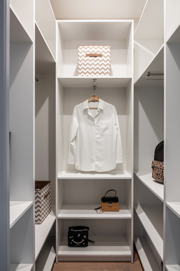 Фотография: Гардеробная в стиле Современный, Квартира, Проект дня, Новая Москва, Панельный дом, И-155, 1 комната, 40-60 метров, Елена Ранделова – фото на INMYROOM