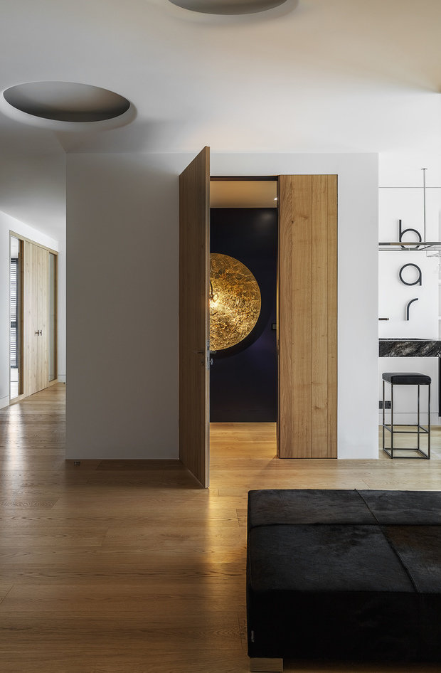 Фотография: Гостиная в стиле Хай-тек, Проект недели, Москва, Более 90 метров, #эксклюзивныепроекты, ЖК «Легенда Цветного», Ab-architects – фото на INMYROOM