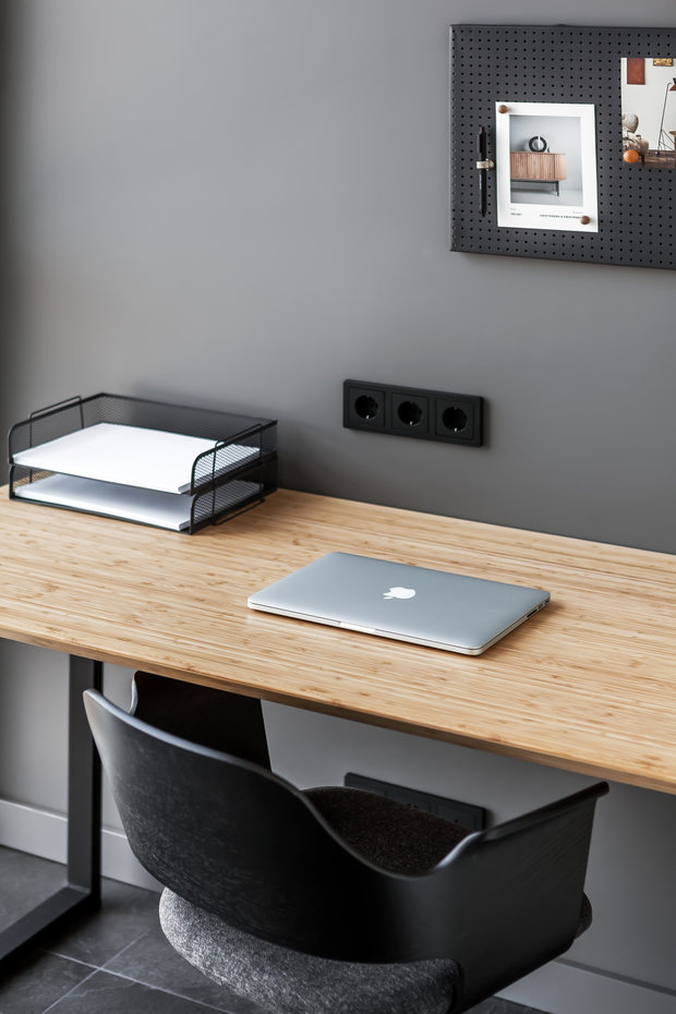 Фотография: Кабинет в стиле Минимализм, Современный, Квартира, Проект дня, Химки, 3 комнаты, 60-90 метров, Flatforfox – фото на INMYROOM