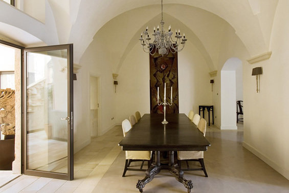 Фотография: Кухня и столовая в стиле Восточный, Минимализм, Дома и квартиры, Городские места, Отель, Бассейн – фото на INMYROOM