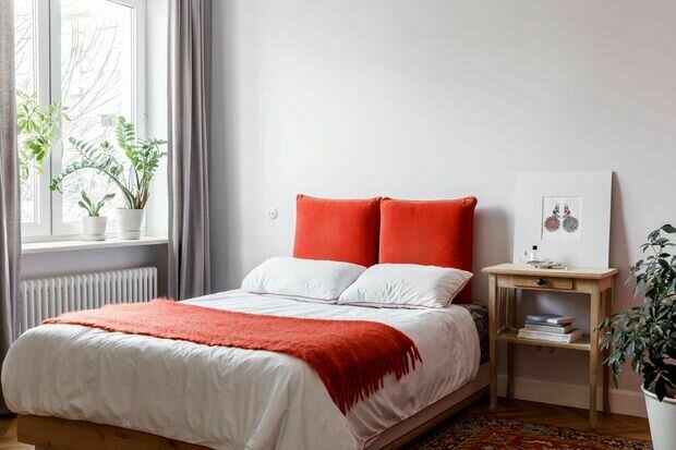 Фотография: Спальня в стиле Прованс и Кантри, Скандинавский, Эклектика, Винтажный, Квартира, Проект недели, дизайн интерьера в сталинке, Сталинка, 4 и больше, Более 90 метров – фото на INMYROOM