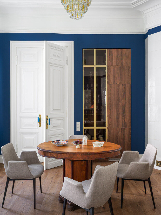 Фотография: Кухня и столовая в стиле Классический, Современный, Эклектика, Винтажный, Квартира, Проект недели, Москва, Кирпичный дом, 2 комнаты, 60-90 метров, Ольга Комарова – фото на INMYROOM
