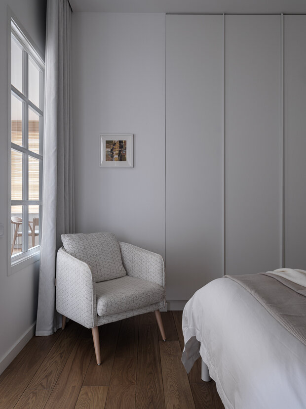 Фотография: Спальня в стиле Скандинавский, Современный, Минимализм, Квартира, Проект дня, Москва, 3 комнаты, 60-90 метров, Анна Мальцева, скандинавский с элементами минимализма – фото на INMYROOM