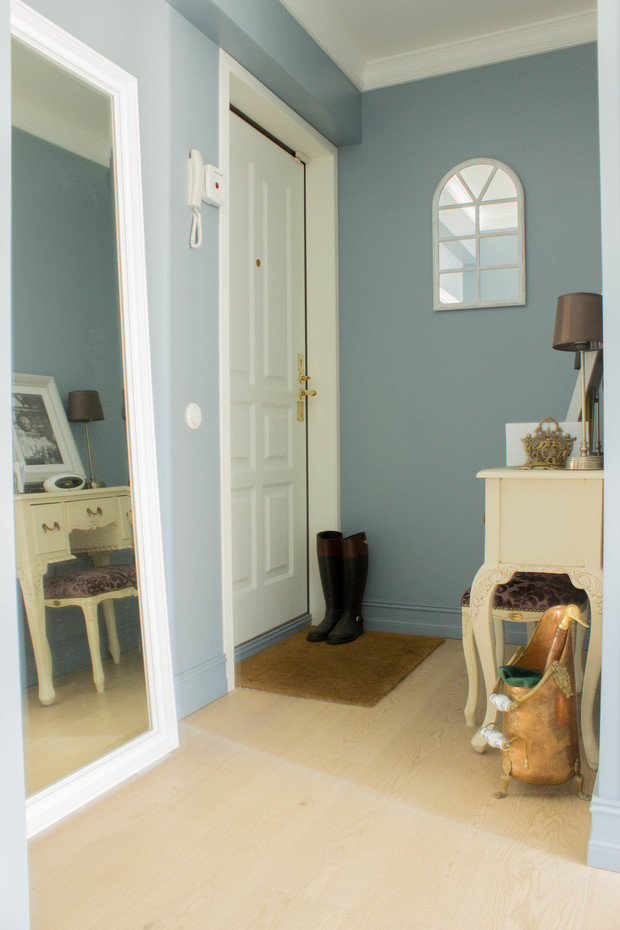 Фотография: Прихожая в стиле Прованс и Кантри – фото на INMYROOM