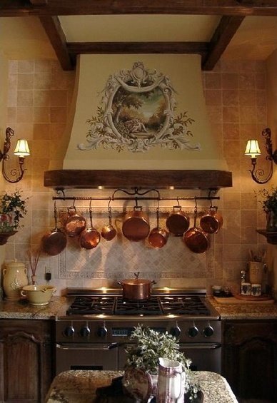 Фотография: Кухня и столовая в стиле Прованс и Кантри, Дом, Интерьер комнат – фото на INMYROOM