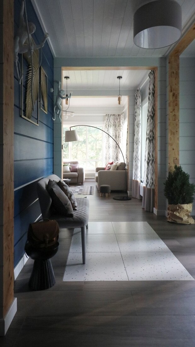 Фотография: Прихожая в стиле Скандинавский, Современный, Эклектика, Эко, Дом, Проект недели, Дом и дача, Московская область, Виктория Качуровская, Александра Бронникова, 4 и больше, Более 90 метров, Черноголовка, Twosides.pro, Дмитрий Шешунов – фото на INMYROOM