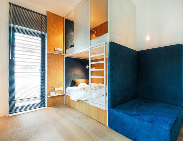 Фотография: Спальня в стиле Минимализм, Современный, Квартира, Белый, Проект недели, Бежевый, Монолитный дом, 2 комнаты, 60-90 метров, Светлогорск, Сергей Мельников, Line Design – фото на INMYROOM