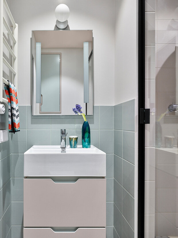 Фотография: Ванная в стиле Современный, Малогабаритная квартира, Квартира, Проект дня, Москва, Одинцово, Кирпичный дом, 2 комнаты, 40-60 метров, Марина Жеренко – фото на INMYROOM