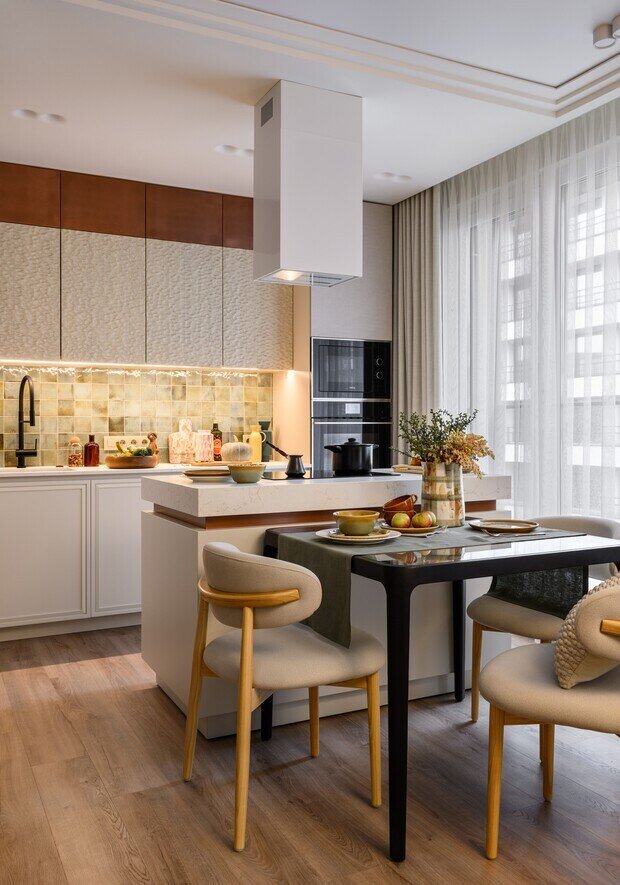 Фотография: Кухня и столовая в стиле Современный, Проект дня, Новосибирск, 4 и больше, Более 90 метров, Эксклюзивные проекты, Полина Степанова, эклектичный с элементами этники и современного дизайна – фото на INMYROOM