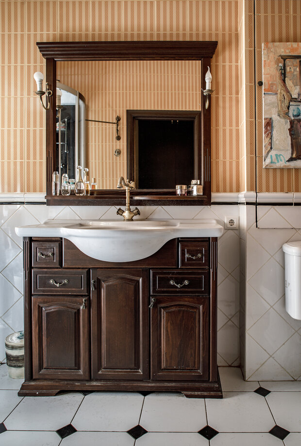 Фотография: Ванная в стиле Прованс и Кантри, Эклектика, Квартира, Проект дня, Москва, Сталинка, Кирпичный дом, 3 комнаты, 60-90 метров, Винтажный – фото на INMYROOM
