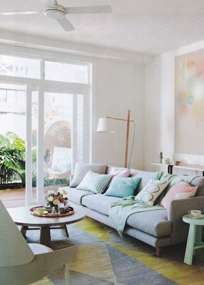 Фотография: Гостиная в стиле Скандинавский, Декор интерьера, Мебель и свет, Цвет в интерьере, Ковер – фото на INMYROOM