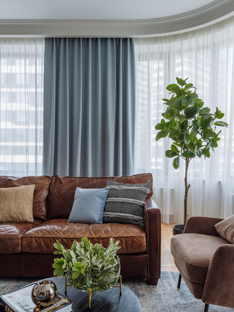 Фотография: Гостиная в стиле Современный, Квартира, Проект недели, Москва, 4 и больше, Более 90 метров, Наталья Широкорад – фото на INMYROOM Фотография: Гостиная в стиле Современный, Квартира, Проект недели, Москва, 4 и больше, Более 90 метров, Наталья Широкорад – фото на INMYROOM