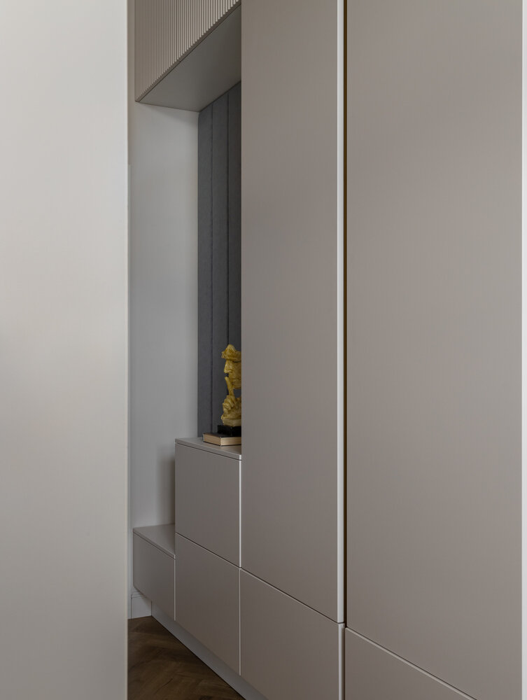 Фотография: Прихожая в стиле Современный, Минимализм, Классический, Квартира, Проект дня, Челябинск, 2 комнаты, до 40 метров, Денис Тарасенко, Олеся Тарасенко, Tarasenko Interior Design – фото на INMYROOM Фотография: Прихожая в стиле Современный, Минимализм, Классический, Квартира, Проект дня, Челябинск, 2 комнаты, до 40 метров, Денис Тарасенко, Олеся Тарасенко, Tarasenko Interior Design – фото на INMYROOM