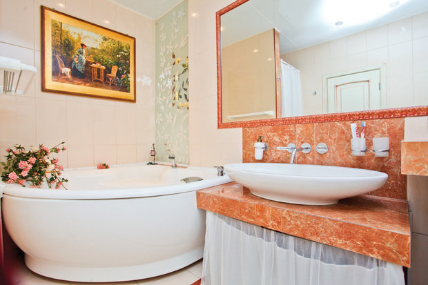 Фотография: Ванная в стиле Прованс и Кантри, Квартира, Дома и квартиры – фото на INMYROOM
