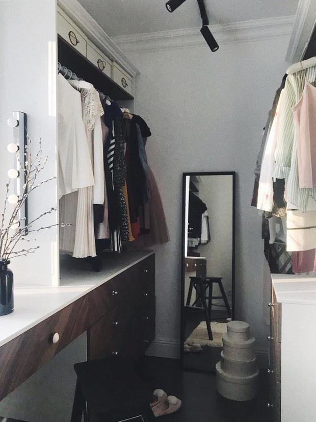 Фотография: Гардеробная в стиле Современный, Классический, Дом, Проект недели, американский стиль, 4 и больше, Более 90 метров, Красноярск, Сбербанк, Сибирь, Дмитрий Баландин – фото на INMYROOM