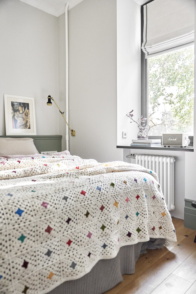 Фотография: Спальня в стиле Скандинавский, Эклектика, Минимализм, Винтажный, Современный, Квартира, Проект недели, Санкт-Петербург, Кирпичный дом, 3 комнаты, 60-90 метров, DSGN HUB – фото на INMYROOM Фотография: Спальня в стиле Скандинавский, Эклектика, Минимализм, Винтажный, Современный, Квартира, Проект недели, Санкт-Петербург, Кирпичный дом, 3 комнаты, 60-90 метров, DSGN HUB – фото на INMYROOM