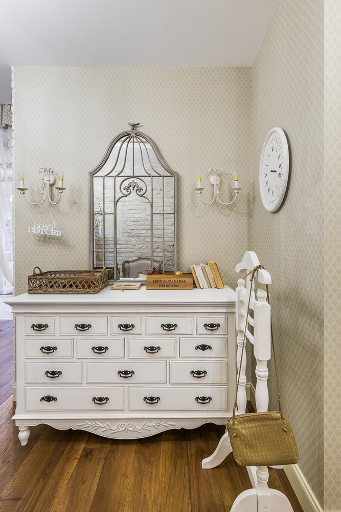 Фотография: Прихожая в стиле Прованс и Кантри, Классический, Эклектика, Квартира, Проект недели, Москва, ЖК Мосфильмовский, Светлана Юркова, Монолитный дом, 2 комнаты, 60-90 метров – фото на INMYROOM Фотография: Прихожая в стиле Прованс и Кантри, Классический, Эклектика, Квартира, Проект недели, Москва, ЖК Мосфильмовский, Светлана Юркова, Монолитный дом, 2 комнаты, 60-90 метров – фото на INMYROOM