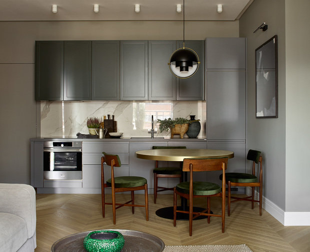 Фотография: Кухня и столовая в стиле Эклектика, Современный, Квартира, Проект недели, Москва, 3 комнаты, 60-90 метров, Aiya Design – фото на INMYROOM