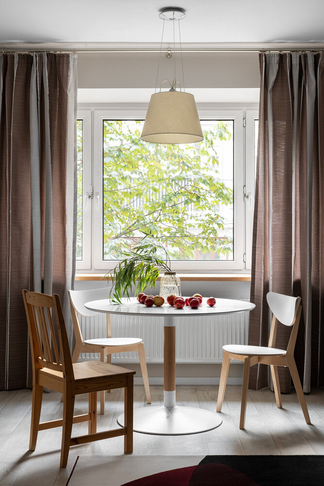 Фотография: Кухня и столовая в стиле Современный, Эклектика, Квартира, Проект недели, Москва, Кирпичный дом, 2 комнаты, 60-90 метров, Петр Григораш – фото на INMYROOM Фотография: Кухня и столовая в стиле Современный, Эклектика, Квартира, Проект недели, Москва, Кирпичный дом, 2 комнаты, 60-90 метров, Петр Григораш – фото на INMYROOM