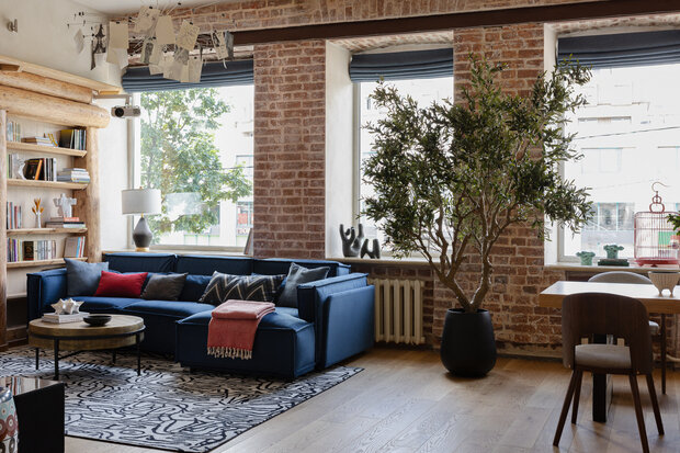 Фотография: Гостиная в стиле Лофт, Скандинавский, Современный, Эклектика, Квартира, Проект дня, Москва, Хамовники, Сталинка, 4 и больше, Более 90 метров, Руслан Мусин – фото на INMYROOM