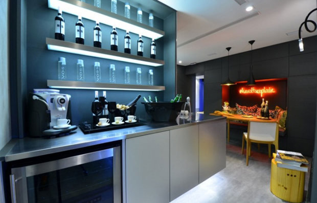 Фотография: Кухня и столовая в стиле Хай-тек, Интерьер комнат – фото на INMYROOM