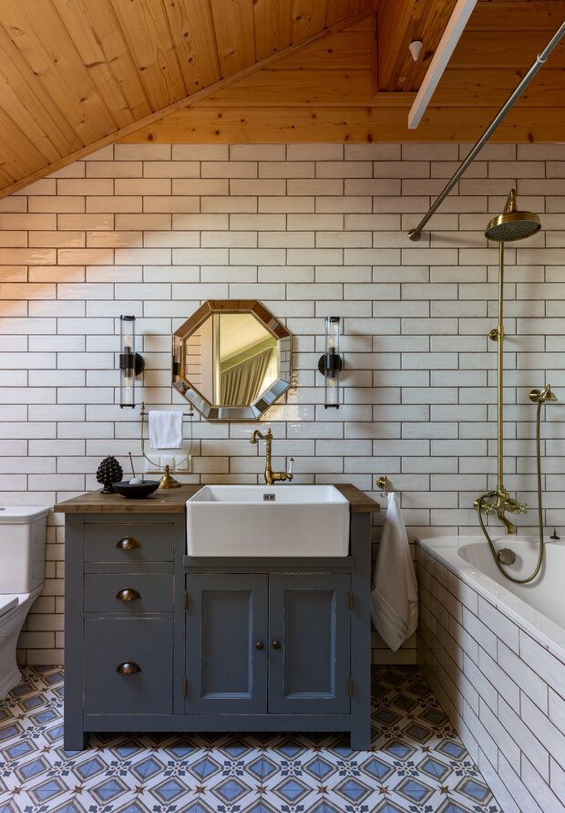 Фотография: Ванная в стиле Прованс и Кантри, Современный, Эклектика, Дом, Проект дня, Дом и дача, Московская область, 4 и больше, Более 90 метров, Ирина Заверталюк – фото на INMYROOM