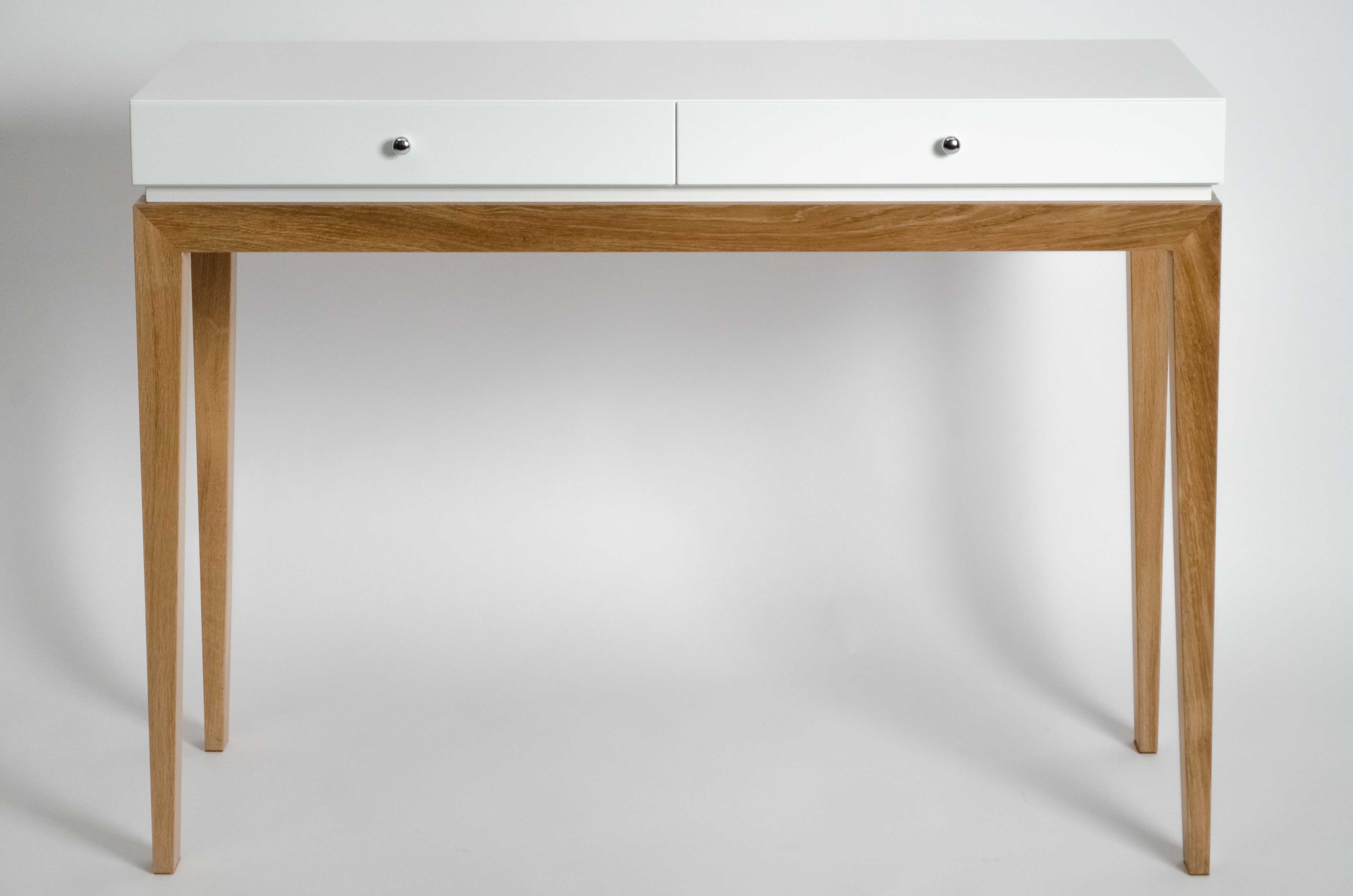 Туалетный столик Static бело-коричневого цвета